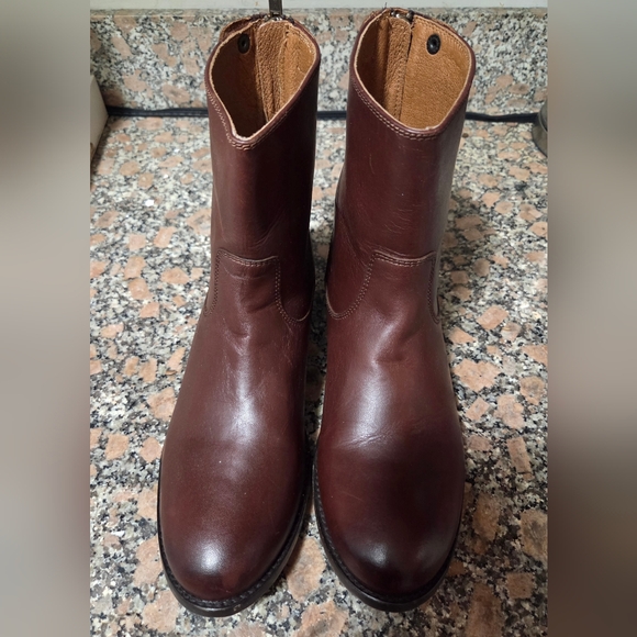 Frye Melissa Button Women's Brown Leather Short Boots - Picture 3 of 7